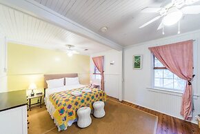 E ARCTIC 412 2 Bedroom Holiday Home By My Ocean Rentals