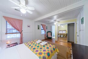 E ARCTIC 412 2 Bedroom Holiday Home By My Ocean Rentals