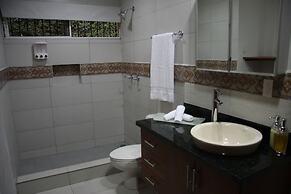 El Mirador Suites and Lounge