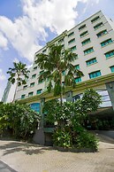 Paragon Gallery Hotel