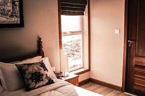 Point Boutique Hotel