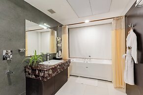 Hotel Patliputra Continental