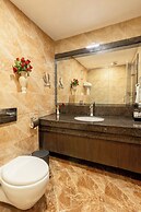 Hotel Patliputra Continental