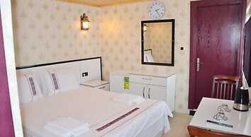 Sophia Studio Apartments