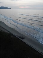 Sabah Beach Villas & Suites