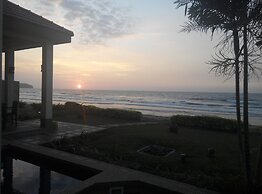 Sabah Beach Villas & Suites