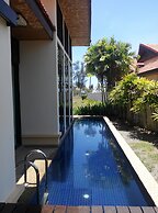 Sabah Beach Villas & Suites