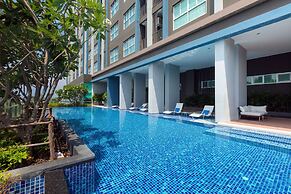 Baan KiangFah SeaView Condominium