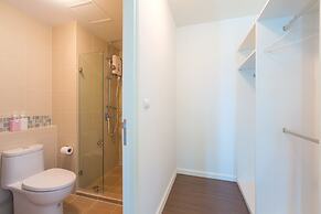 Baan KiangFah SeaView Condominium