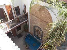 Riad Bonheur