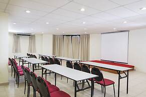 Golden View Serviced Apartment