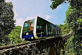 Golden View Serviced Apartment