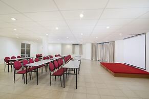 Golden View Serviced Apartment