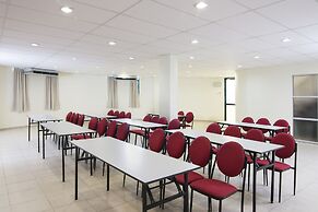 Golden View Serviced Apartment