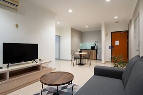 Golden View Serviced Apartment