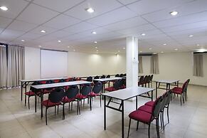 Golden View Serviced Apartment