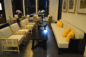 Buri Siri Hotel