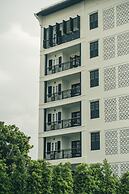 Buri Siri Hotel