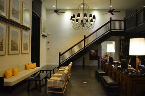 Buri Siri Hotel