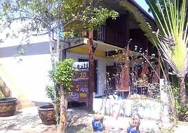 Wangnamkam Riverside Resort