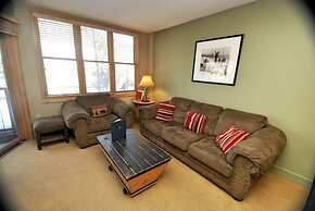 Silvermill Lodge 1 Bedroom Apartment by Key to the Rockies