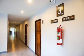 Peak Boutique City Hotel