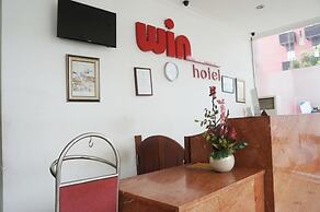 Win Hotel Blok M
