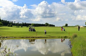 Apartments Golfpark Schlossgut Sickendorf