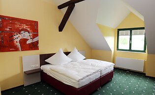 Apartments Golfpark Schlossgut Sickendorf