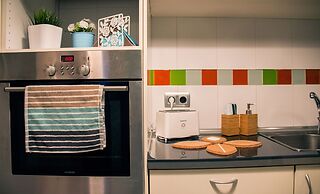 Lollipop Flats City Centre Supreme Suite