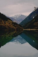 Hilton Jiuzhaigou Resort