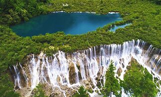 Hilton Jiuzhaigou Resort