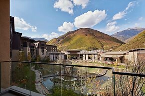 Hilton Jiuzhaigou Resort