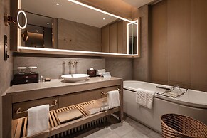 Hilton Jiuzhaigou Resort