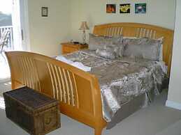 Turn of the River 2G 3 Bedroom Holiday Home By My Ocean Rentals