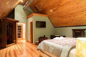 The Wave House 4 Bedroom Holiday Home By My Ocean Rentals