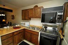 Snowdance Condo 2 Bedroom Apartment by Key to the Rockies