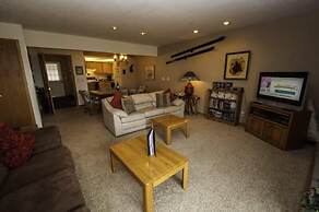 Snowdance Condominiums 2 Bedroom Apartment by Key to the Rockies