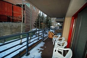 Snowdance Manor 2 Bedroom Holiday home by Key to the Rockies