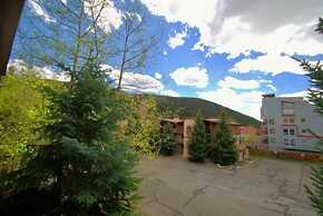 Snowdance Manor 2 Bedroom Holiday home by Key to the Rockies