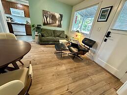 The Pines Inn and Cottages