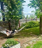 The Pines Inn and Cottages