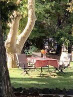 The Pines Inn and Cottages