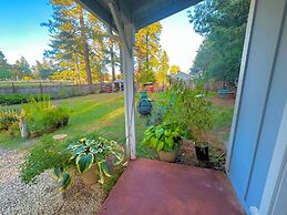 The Pines Inn and Cottages