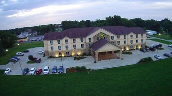 Country View Inn & Suites