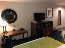 Country View Inn & Suites