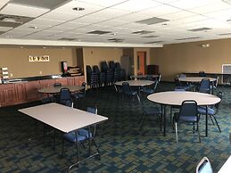 Country View Inn & Suites