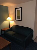 Country View Inn & Suites