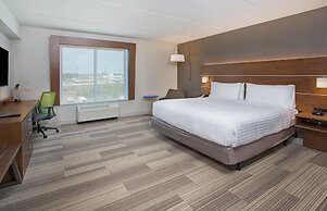 Holiday Inn Express & Suites Covington by IHG