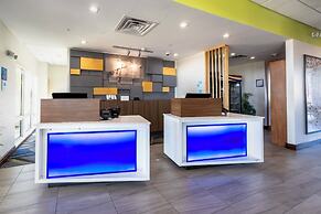 Holiday Inn Express & Suites Dallas Northeast - Arboretum by IHG